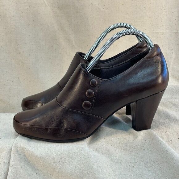 Clarks Women's 9 Vermont Terrace Brown Heels Bootie Shoe Brown Buttons Leather - Picture 4 of 10